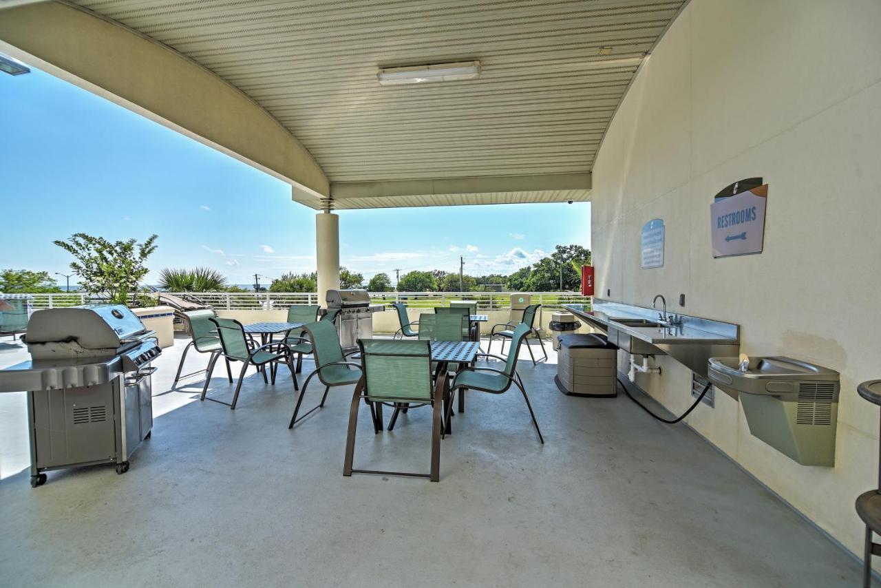 Beachside Biloxi Club Condo Balcony With Ocean View Bagian luar foto